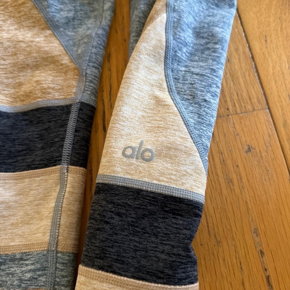 ALO Yoga Heather Gray Leggings